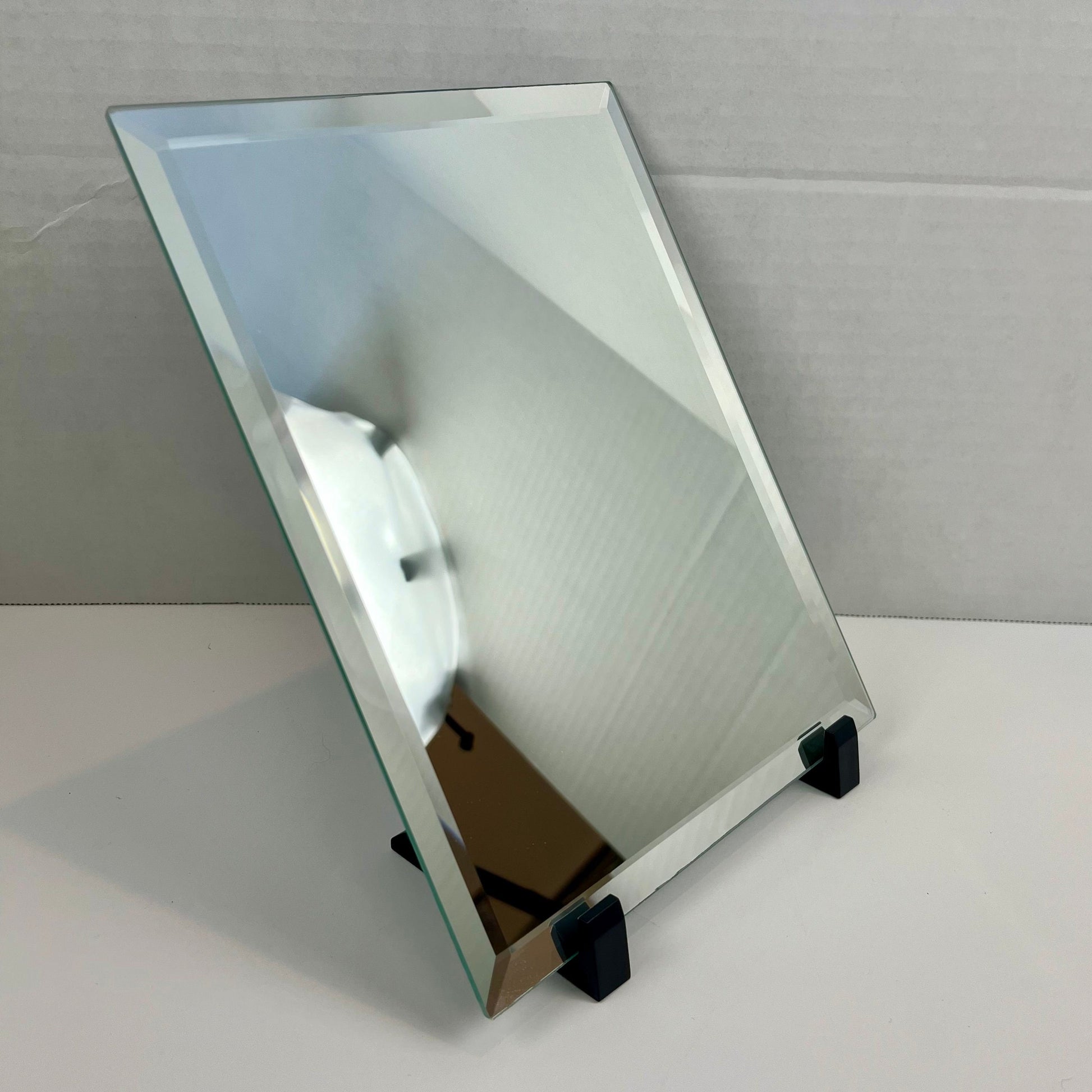 side view of glass mirror plaque blank