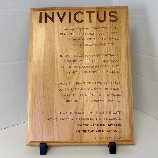 Invictus Poem Plaque – William Ernest Henley Wall Art – Inspirational Motivational Gift – Engraved Wood or Marble Finish – Home Office Decor