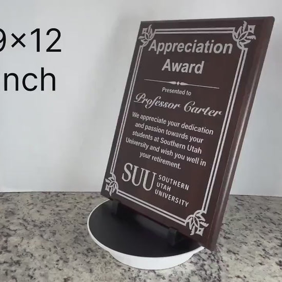 custom award trophy plaques