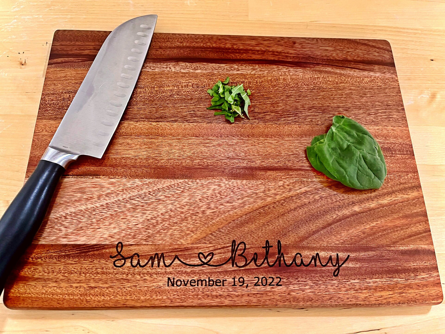 Cutting Board Personalized, Custom Engraved Cutting Boards, Bamboo/Mahogany, Family Housewarming Gift, Custom Logo