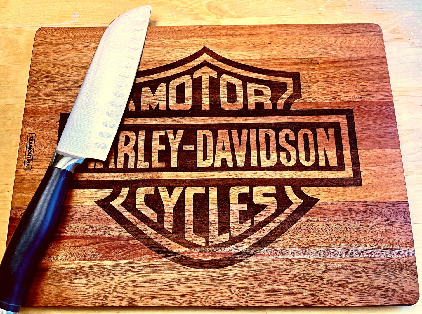 Cutting Board Personalized, Custom Engraved Cutting Boards, Bamboo/Mahogany, Family Housewarming Gift, Custom Logo